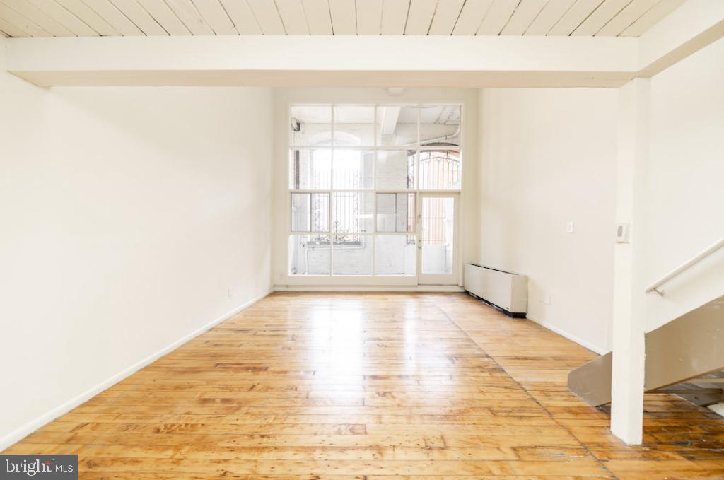 1329-39 Lombard St #302 Property Photo 18