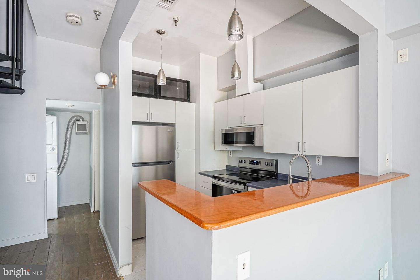 3 N Columbus Blvd #pl219 Property Photo 10