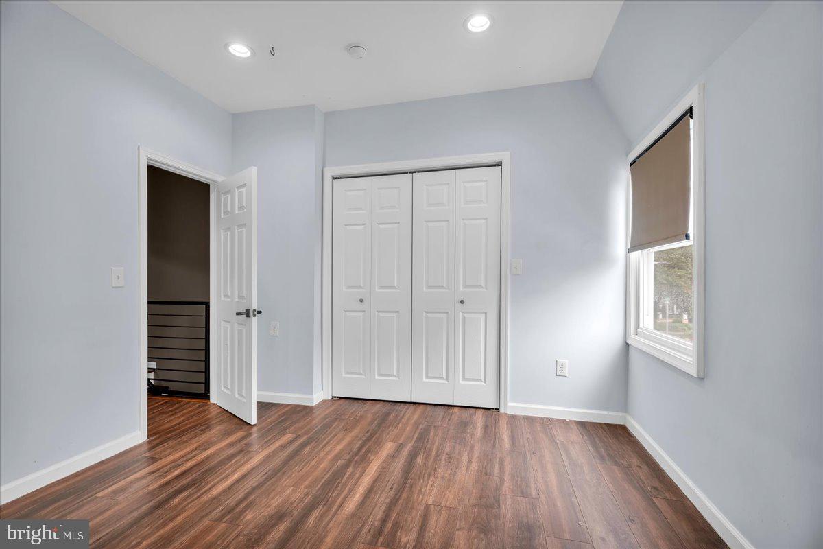6480 Ross St Property Photo 9