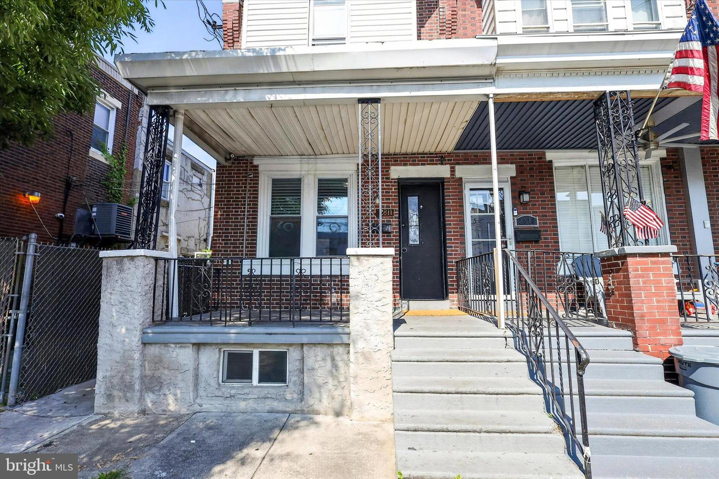 2811 Orthodox St Property Photo 5
