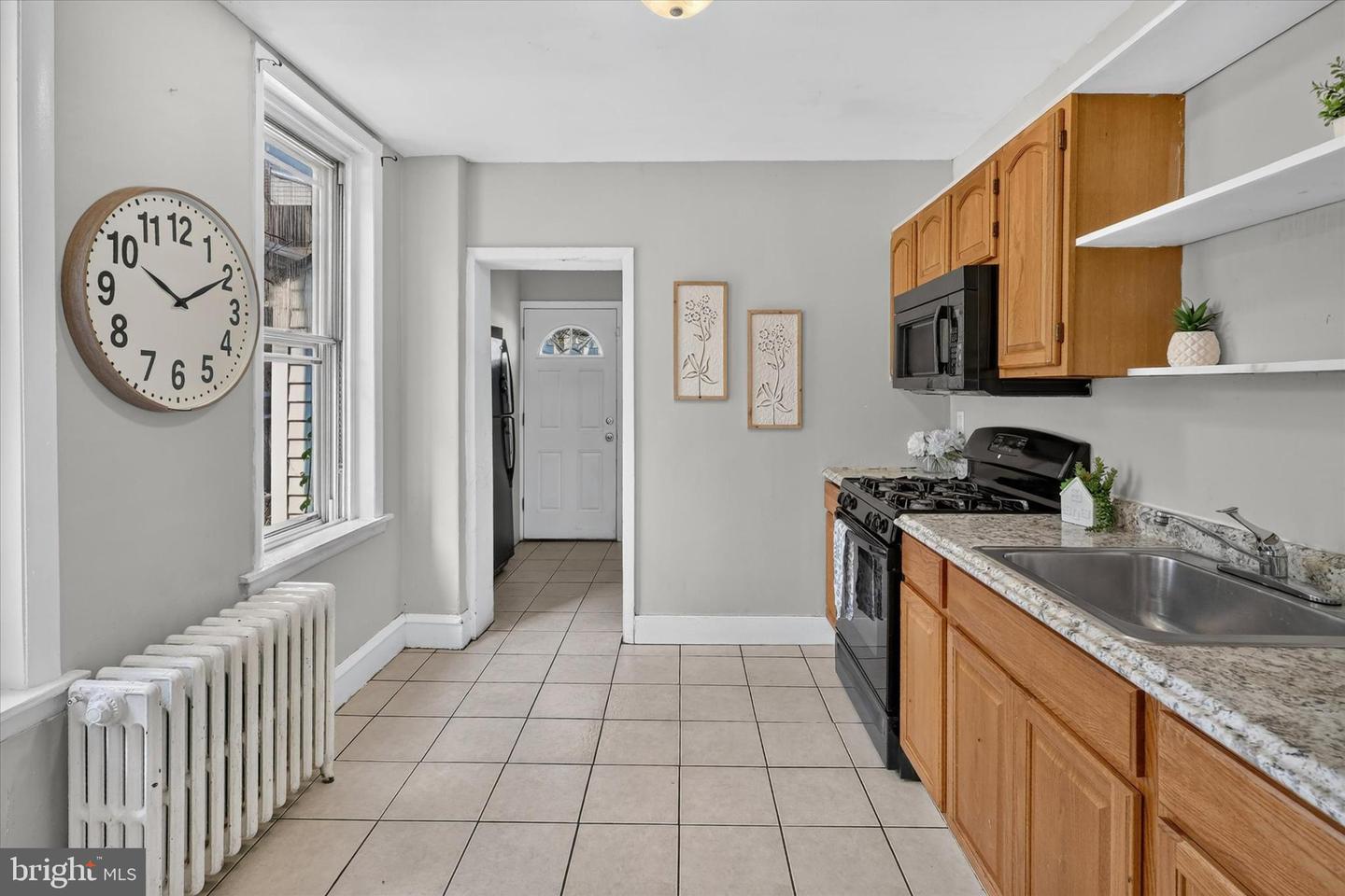 2811 Orthodox St Property Photo 12