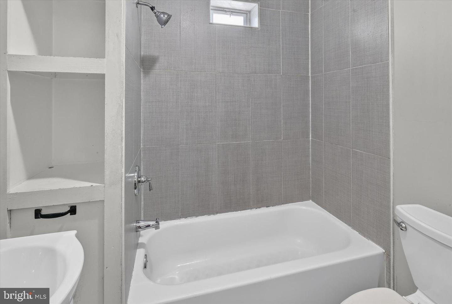 2811 Orthodox St Property Photo 26