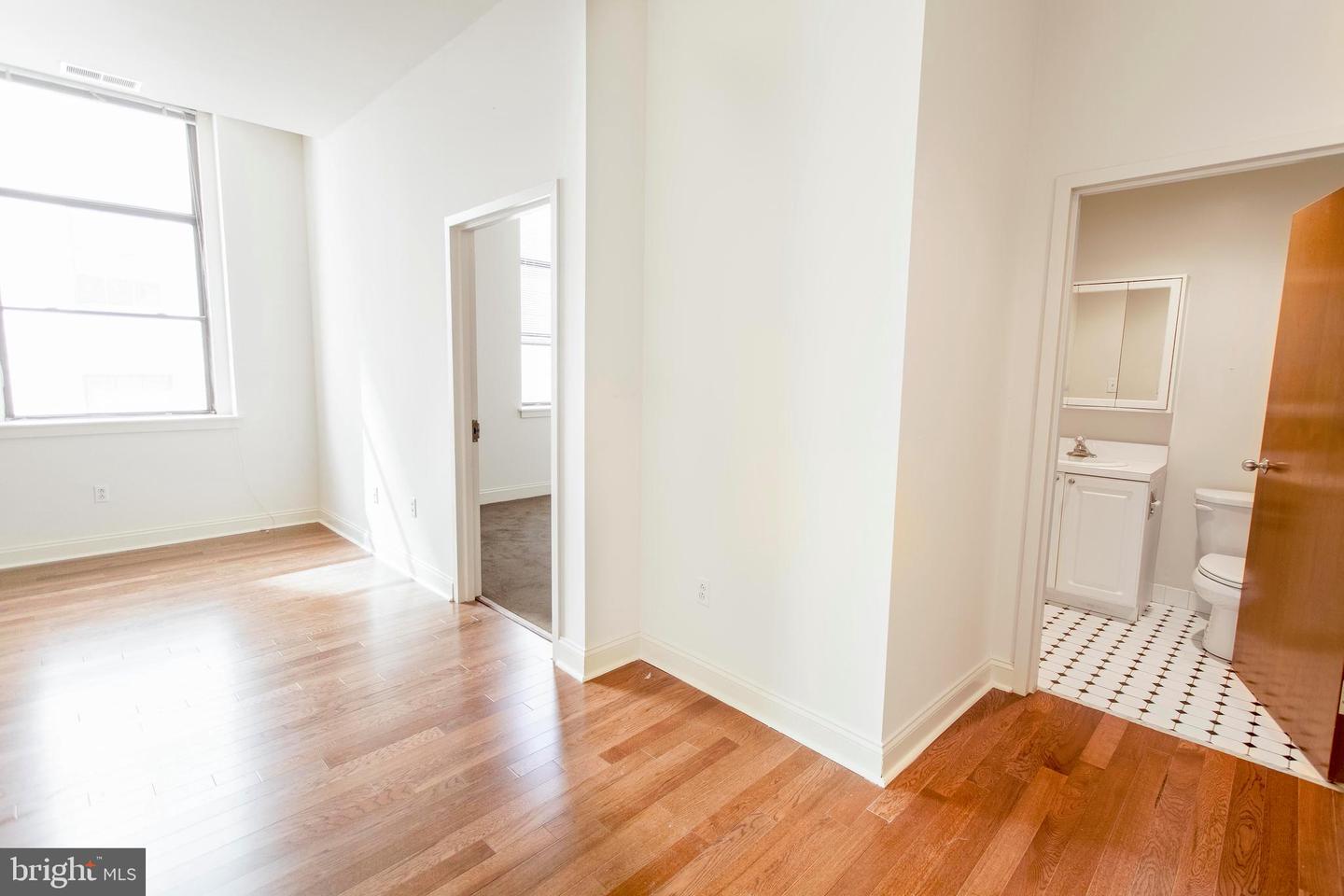 1300-6 Chestnut St #405 Property Photo 14