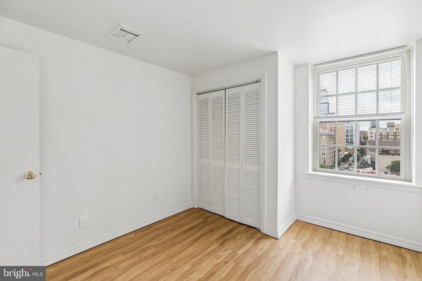 2135 Walnut St #801 Property Photo 12