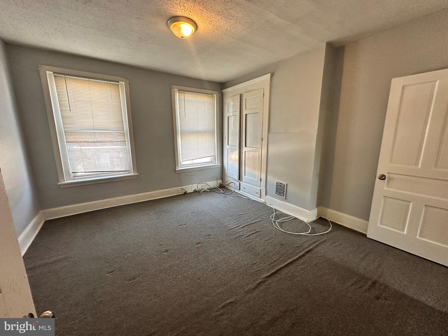 1836 E Westmoreland St Property Photo 12