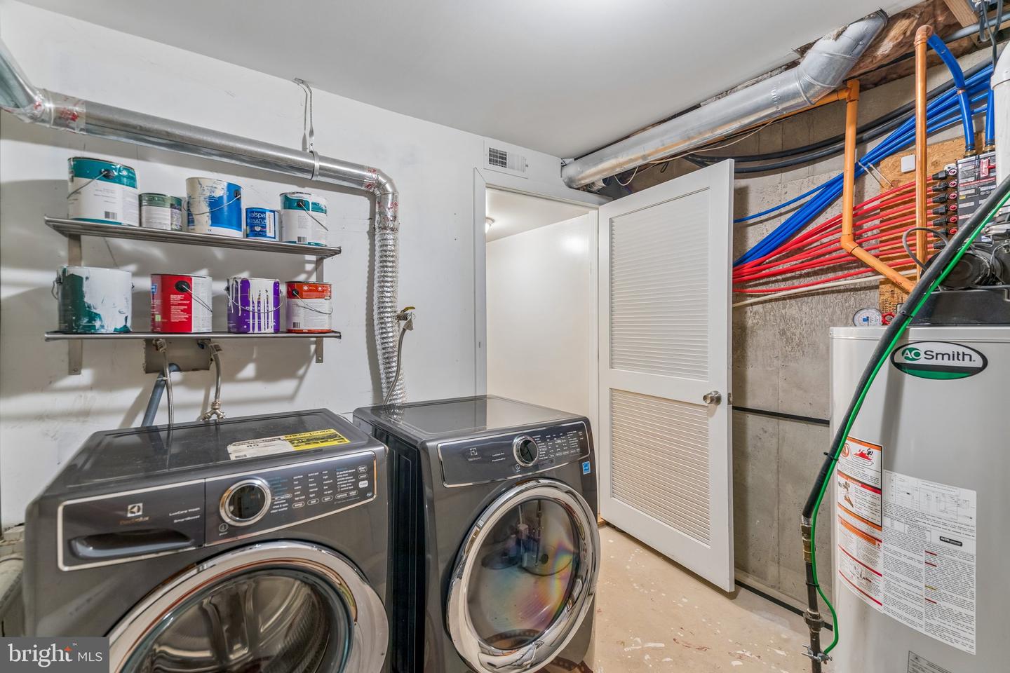 420 Federal St Property Photo 28