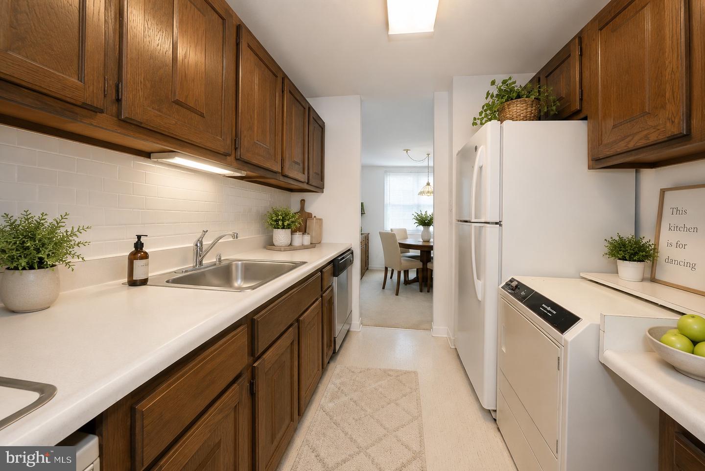 1901-45 John F Kennedy Blvd #718 Property Photo 2