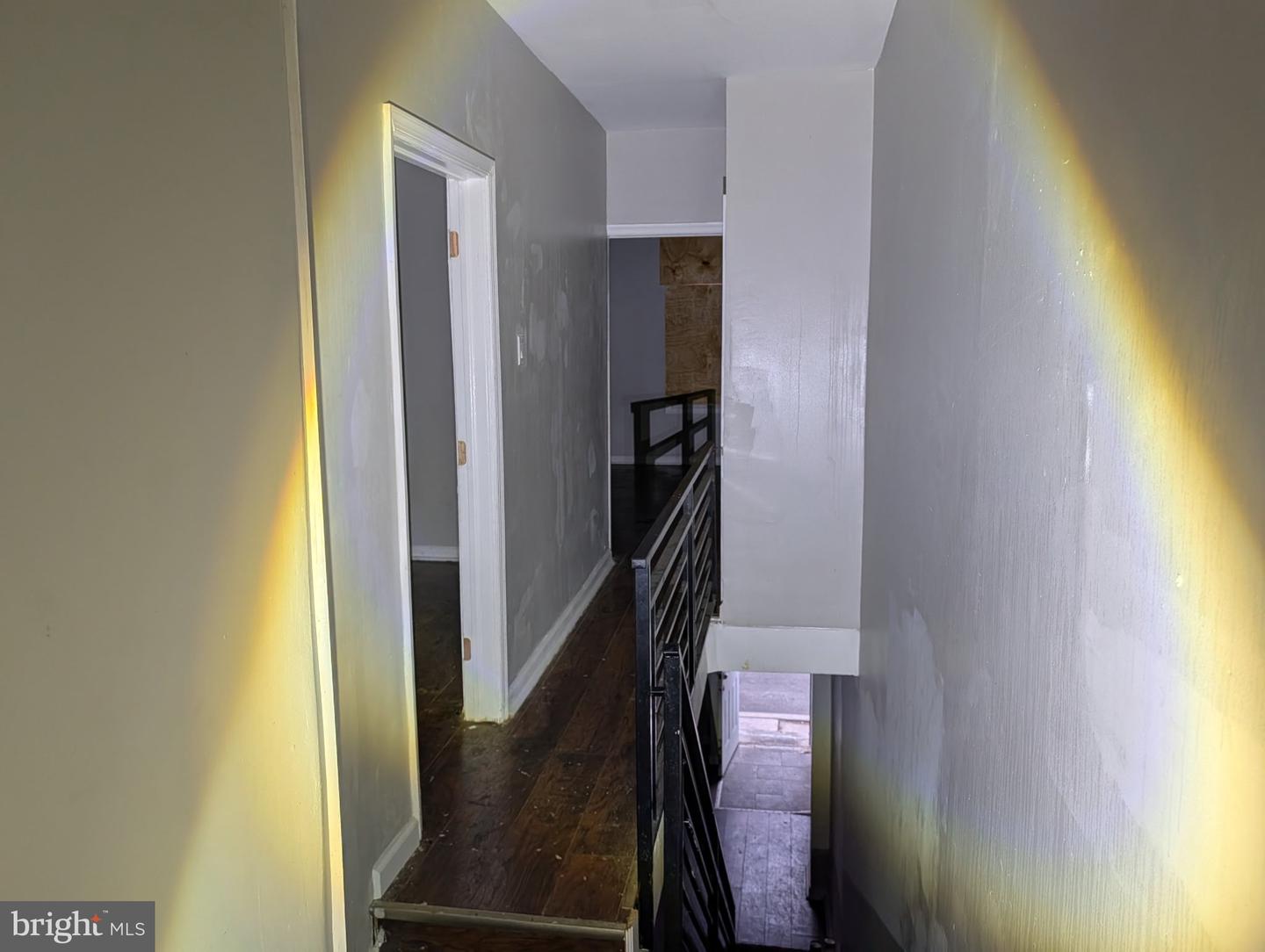 1725 N Lecount St Property Photo 10