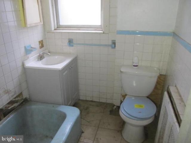 1335 E Airdrie St Property Photo 12