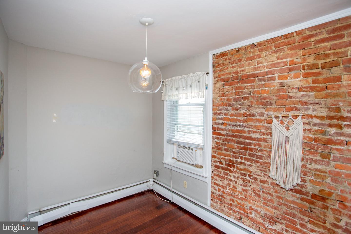 106 Davis St Property Photo 24