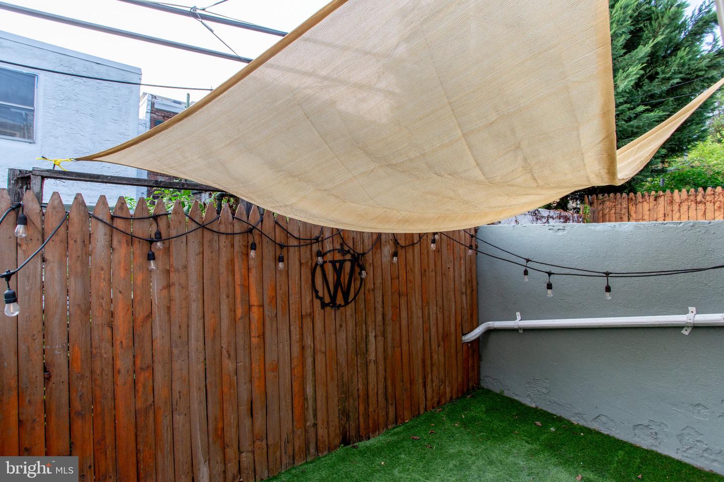 106 Davis St Property Photo 36