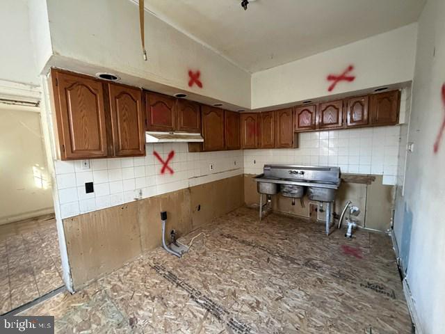 1435-37 W Rockland St Property Photo 2