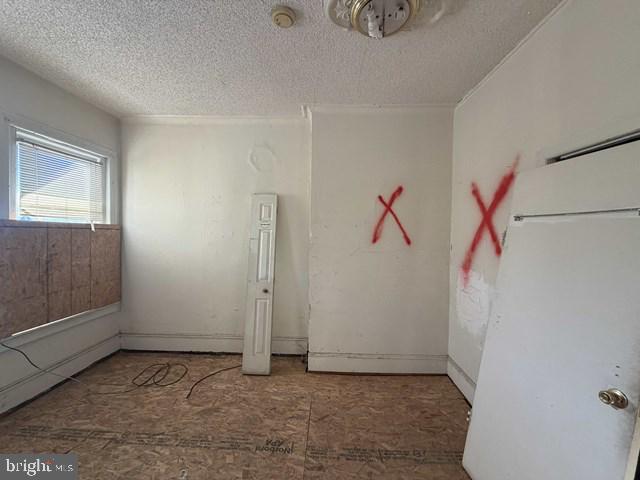 1435-37 W Rockland St Property Photo 9
