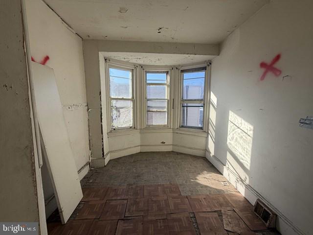 1435-37 W Rockland St Property Photo 13