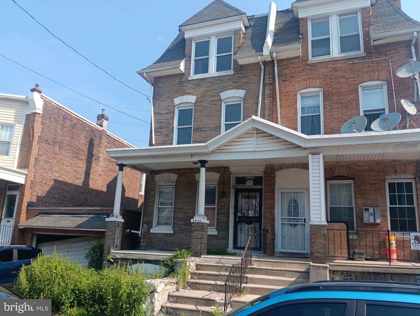 1435-37 W Rockland St Property Photo 15