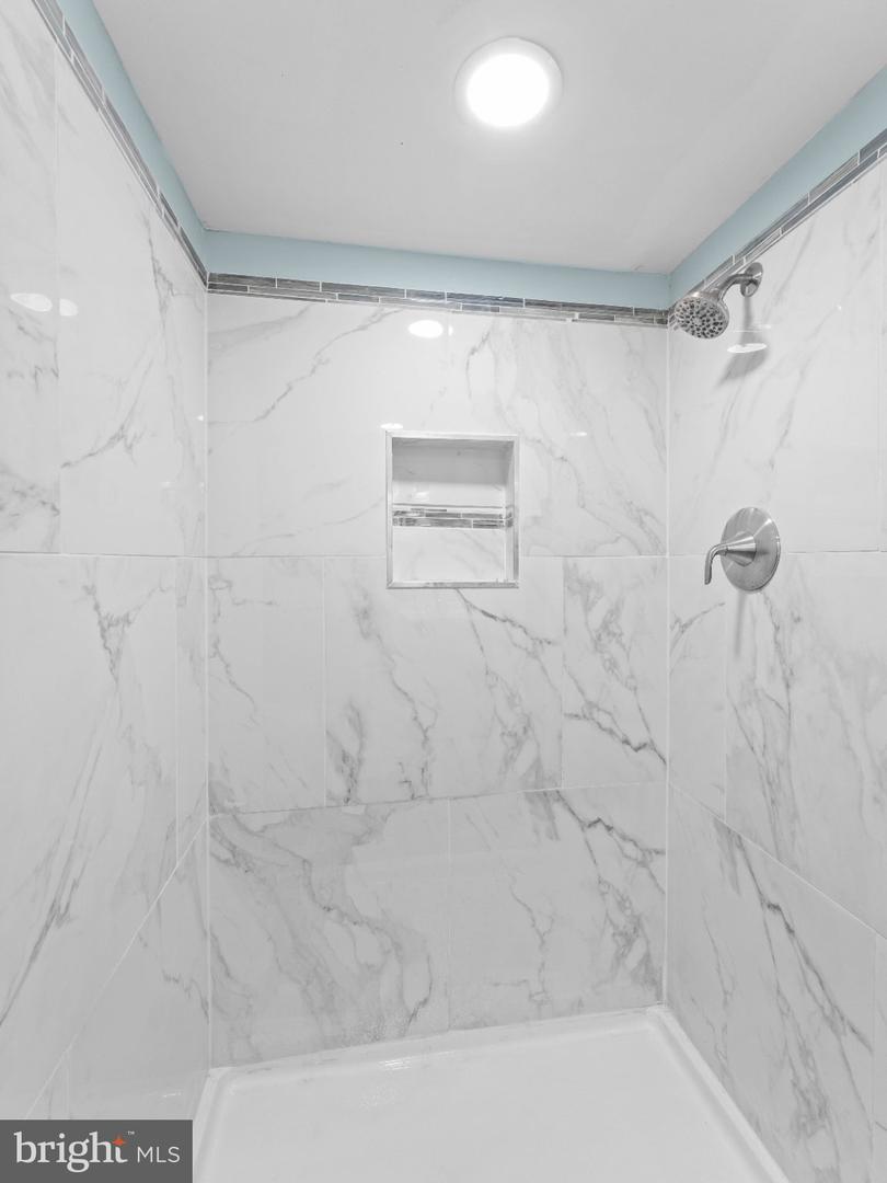 808 S 56th St Property Photo 25