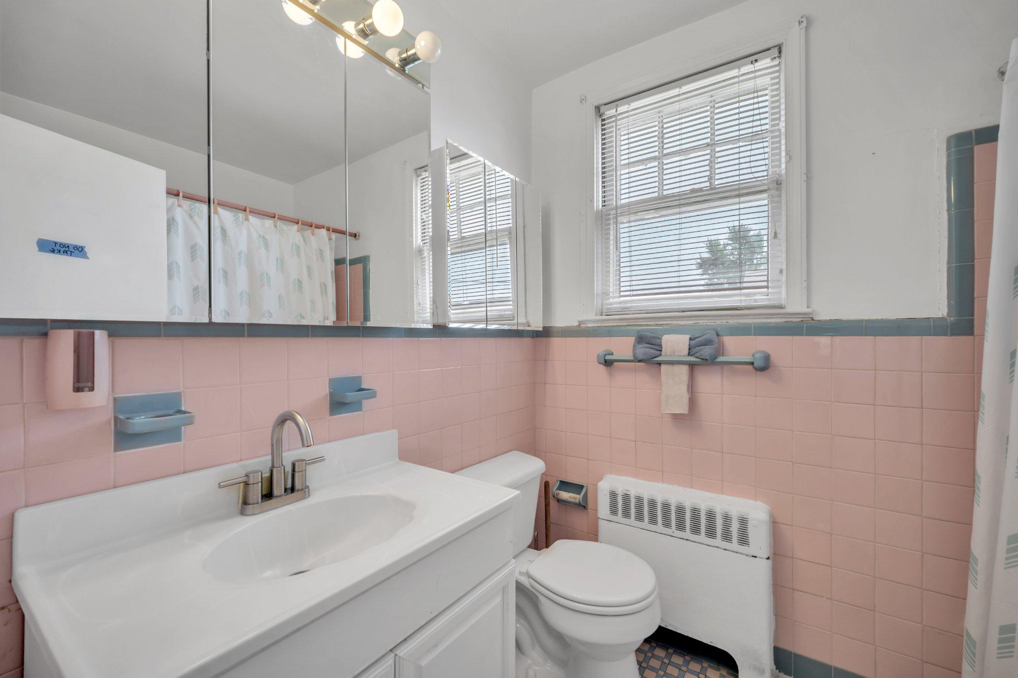 9505 Hilspach St Property Photo 22