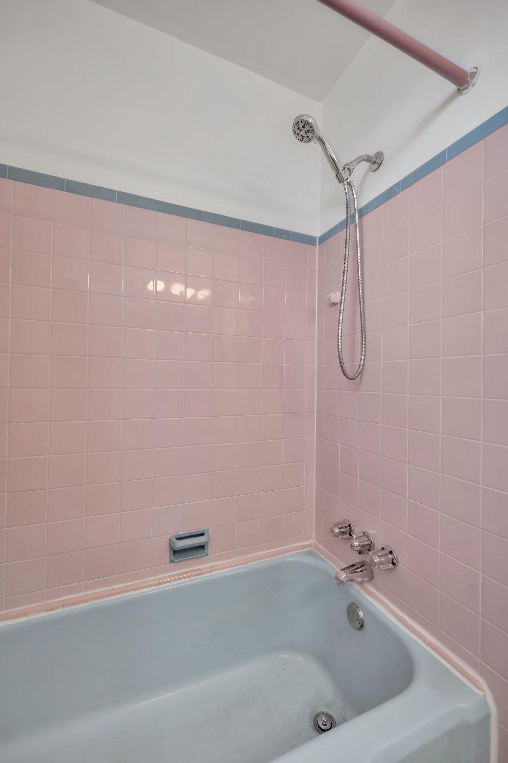 9505 Hilspach St Property Photo 23