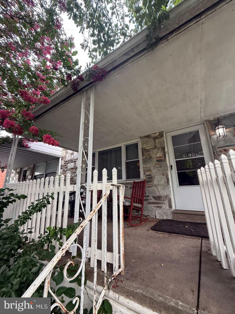 8847 E Roosevelt Blvd Property Photo 4