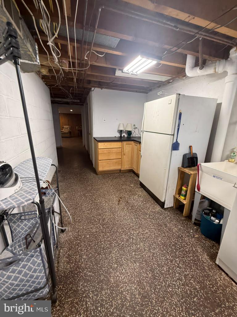 8847 E Roosevelt Blvd Property Photo 32