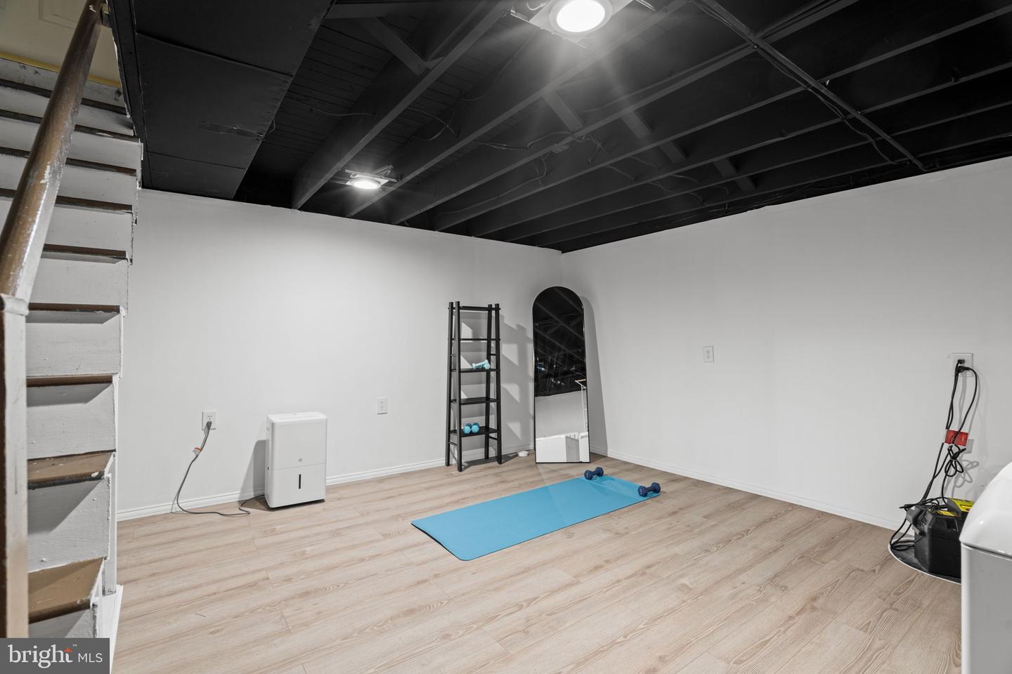 231 Sumac St Property Photo 29