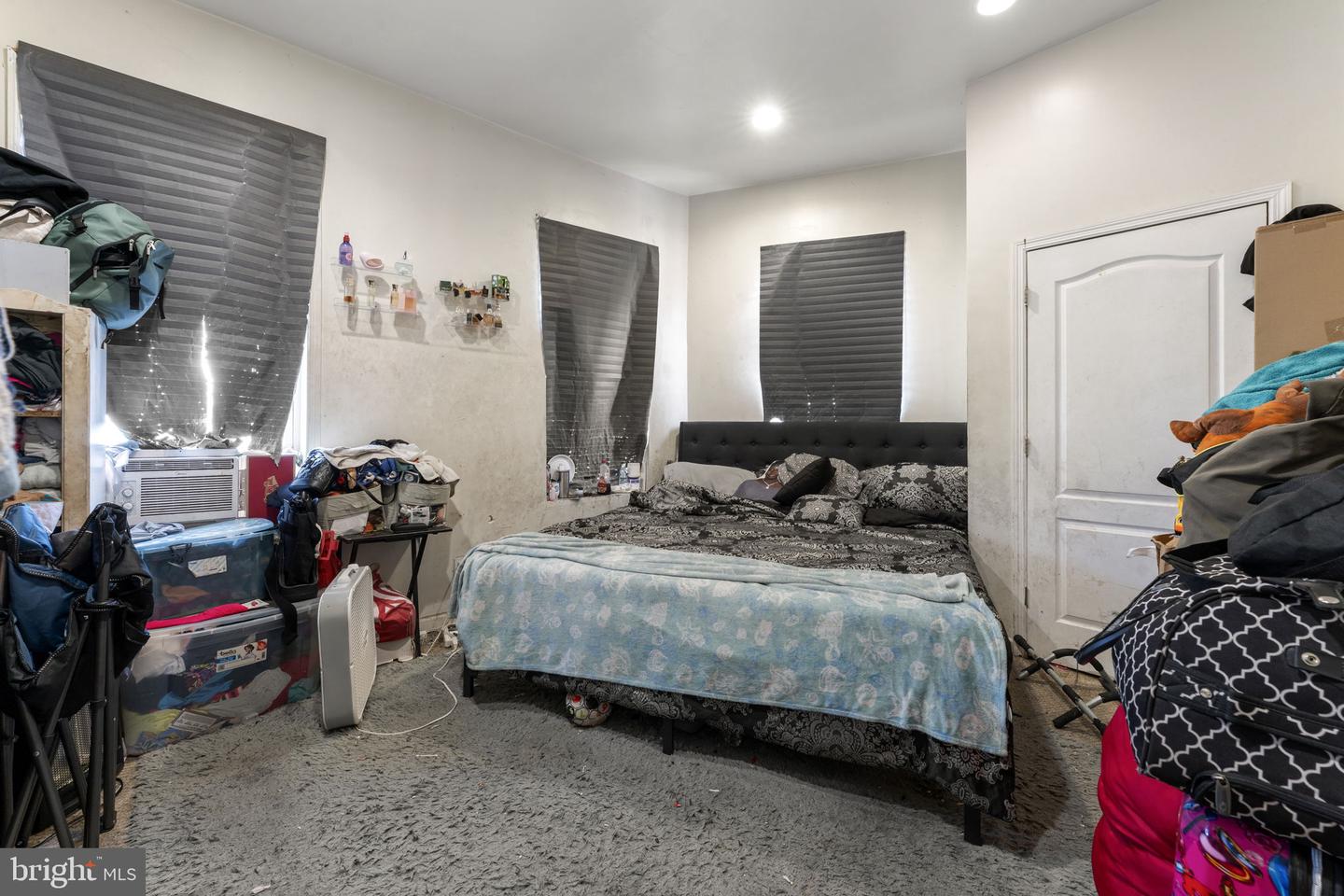 1848 Point Breeze Ave Property Photo 15