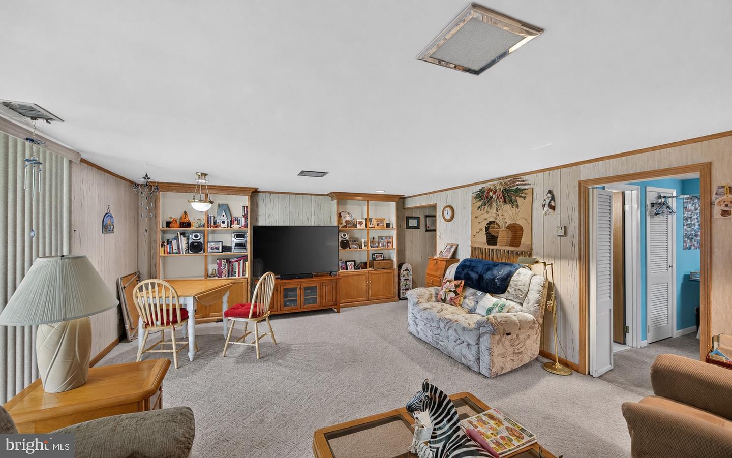9731 Hoff St Property Photo 11