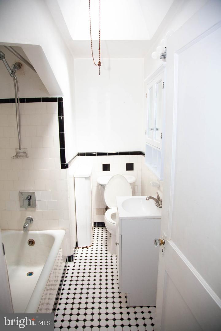 4109 Elbridge St Property Photo 21