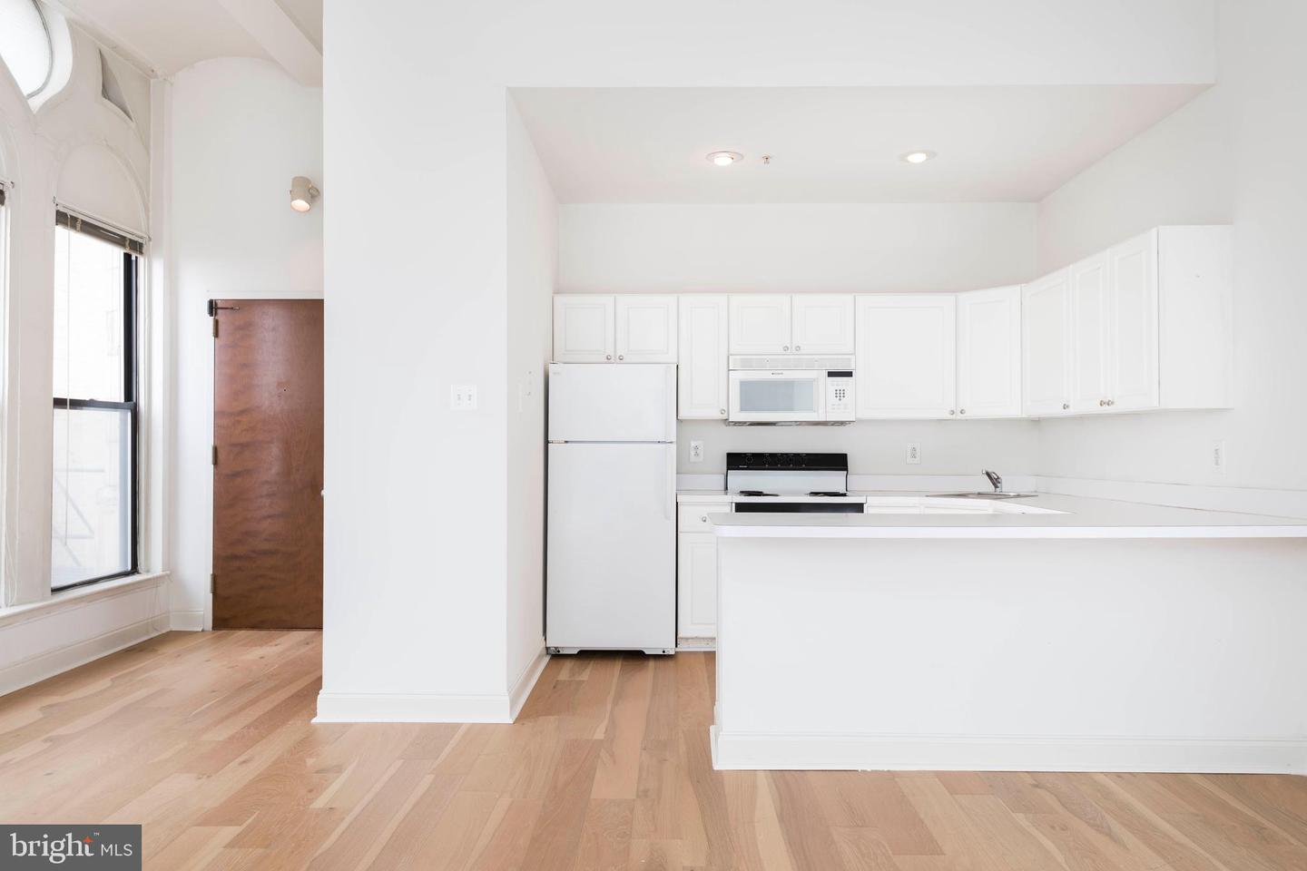 701-1 Sansom St #301 Property Photo 7