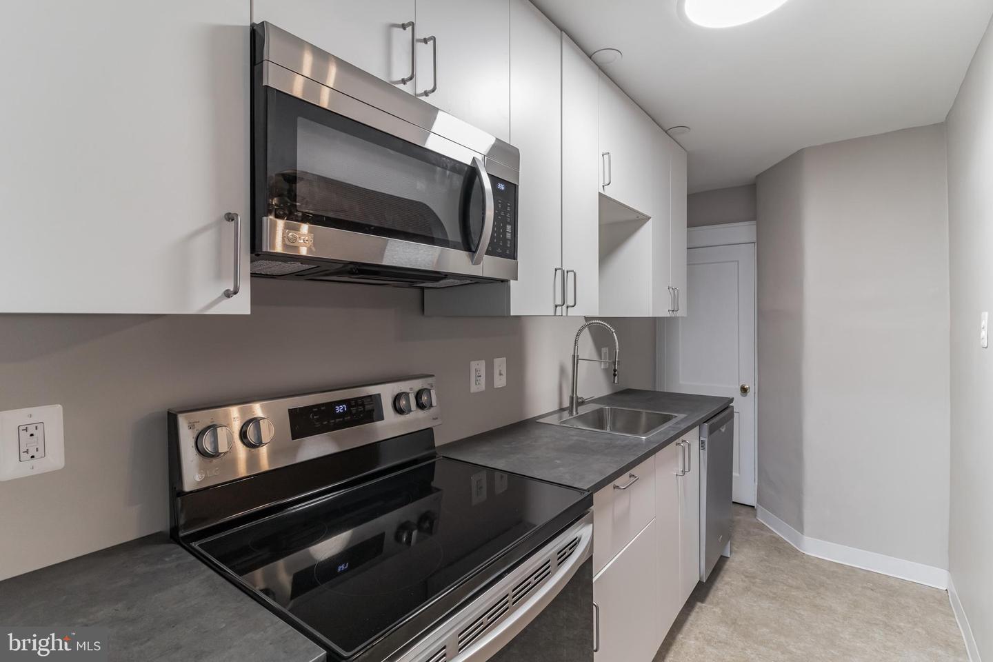 3512 Vaux St Property Photo 12