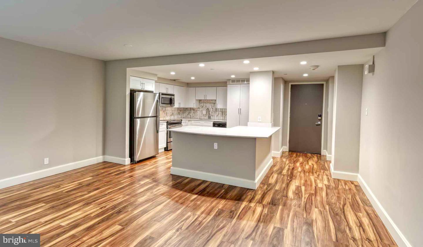 1815 John F Kennedy Blvd #2910 Property Photo 4