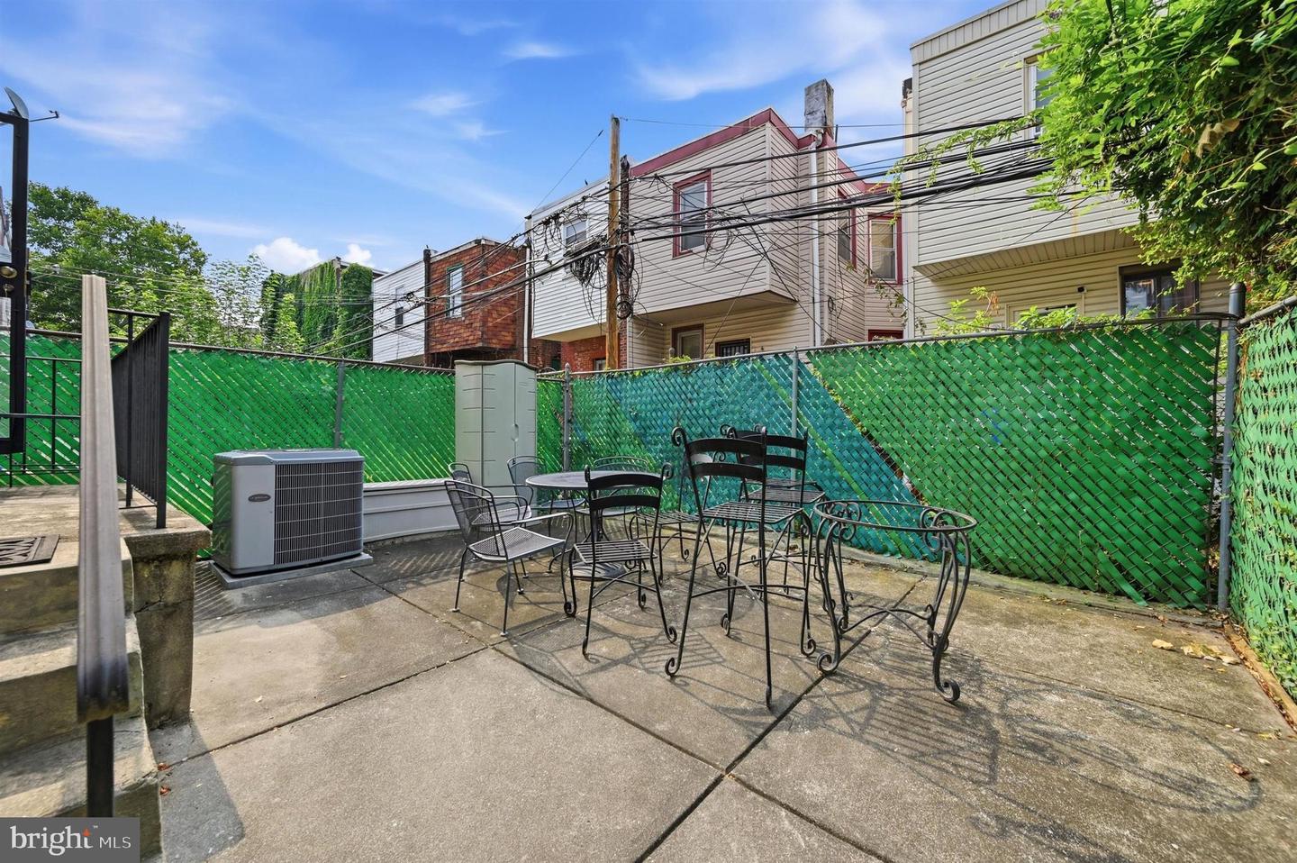 5018 Walnut St Property Photo 33