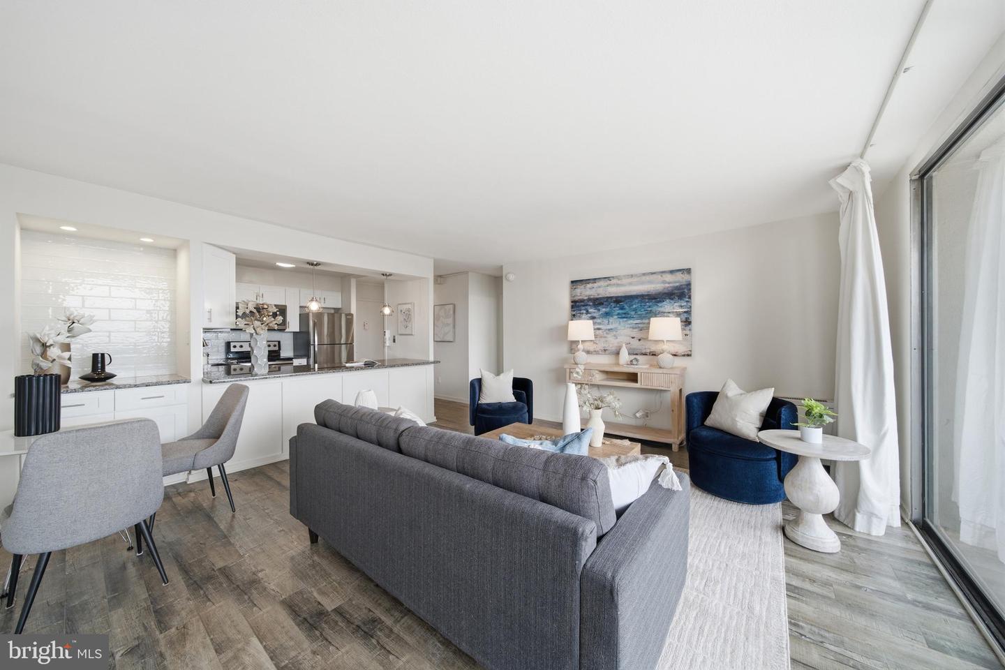 226-30 W Rittenhouse Sq #2514 Property Photo 15