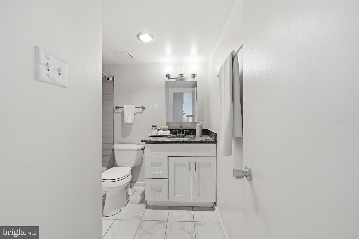 226-30 W Rittenhouse Sq #2514 Property Photo 21