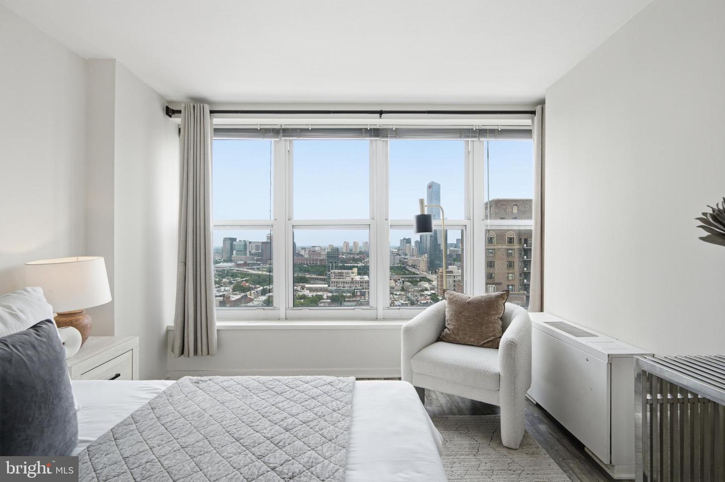 226-30 W Rittenhouse Sq #2514 Property Photo 27