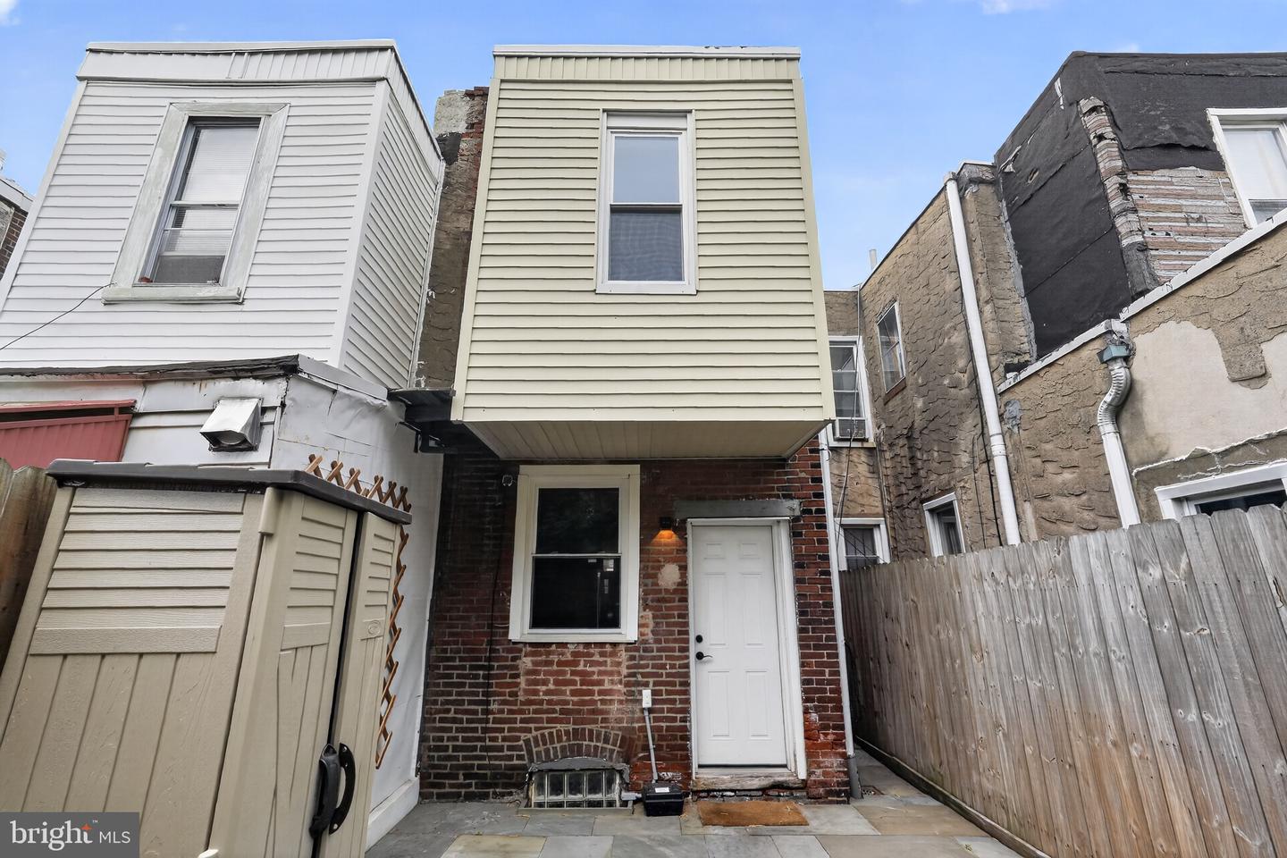 1911 S Lambert St Property Photo 16