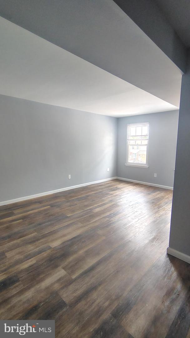 2817 Saxton Rd #2nd Floor Property Photo 5