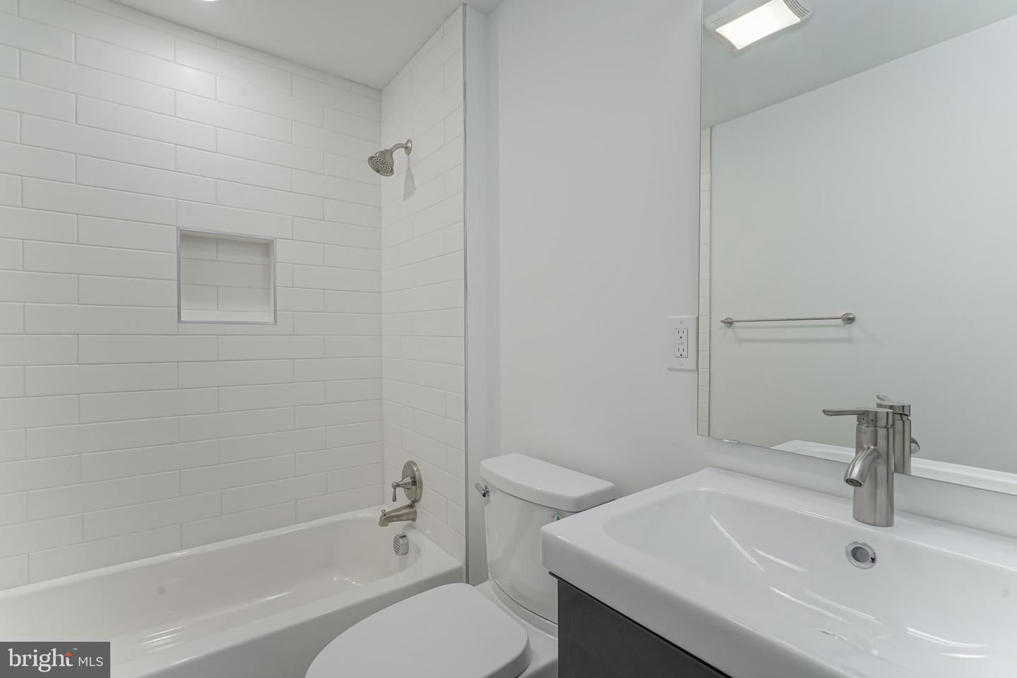 1219 N 27th St Property Photo 47