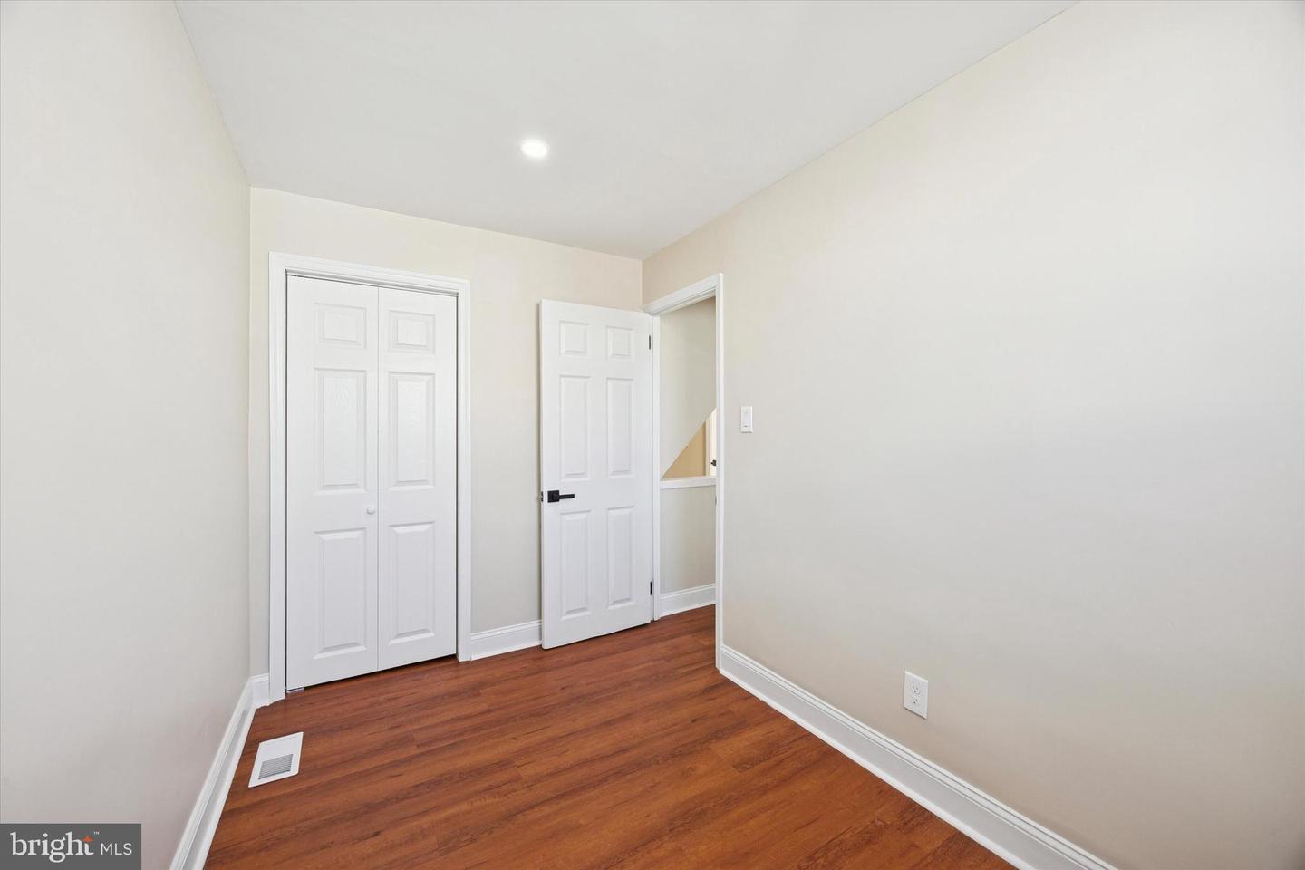 723 Sears St Property Photo 13
