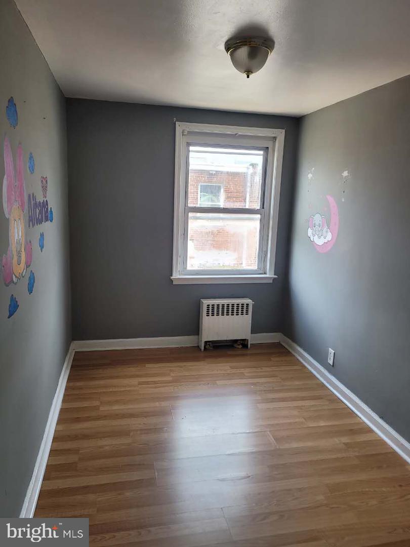 1303 Stirling St Property Photo 4