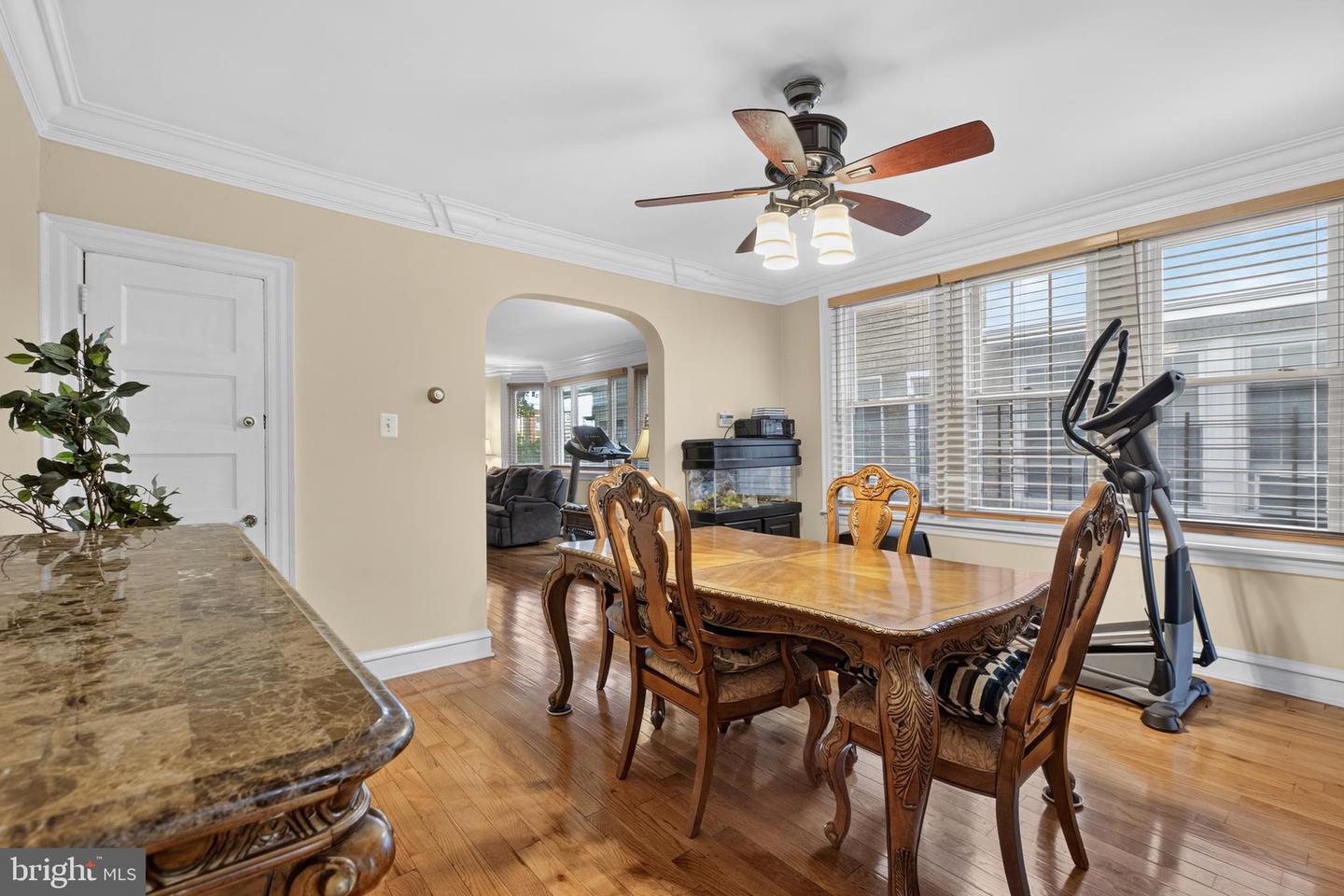 6016 Cobbs Creek Pkwy Property Photo 9