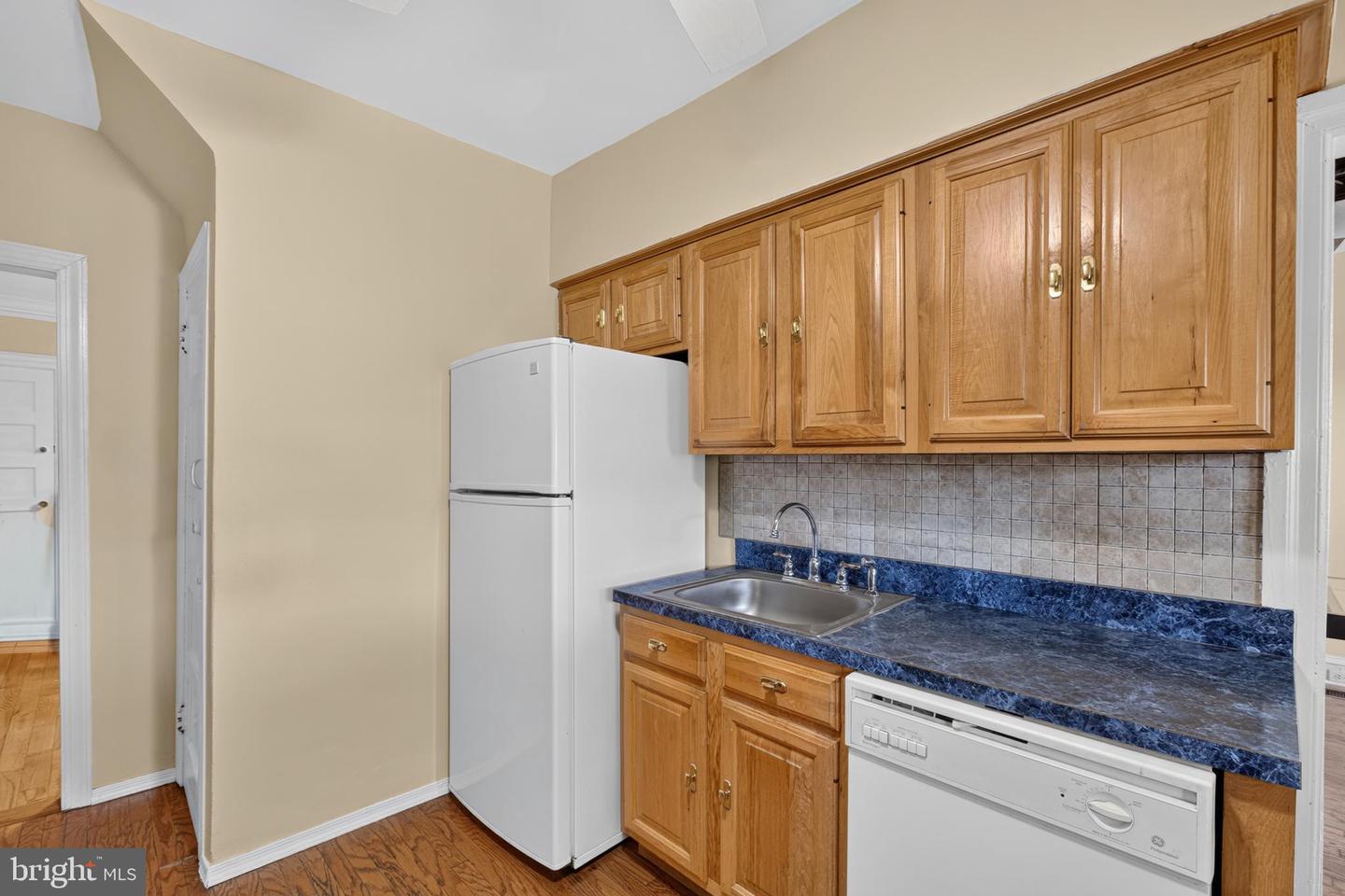 6016 Cobbs Creek Pkwy Property Photo 13