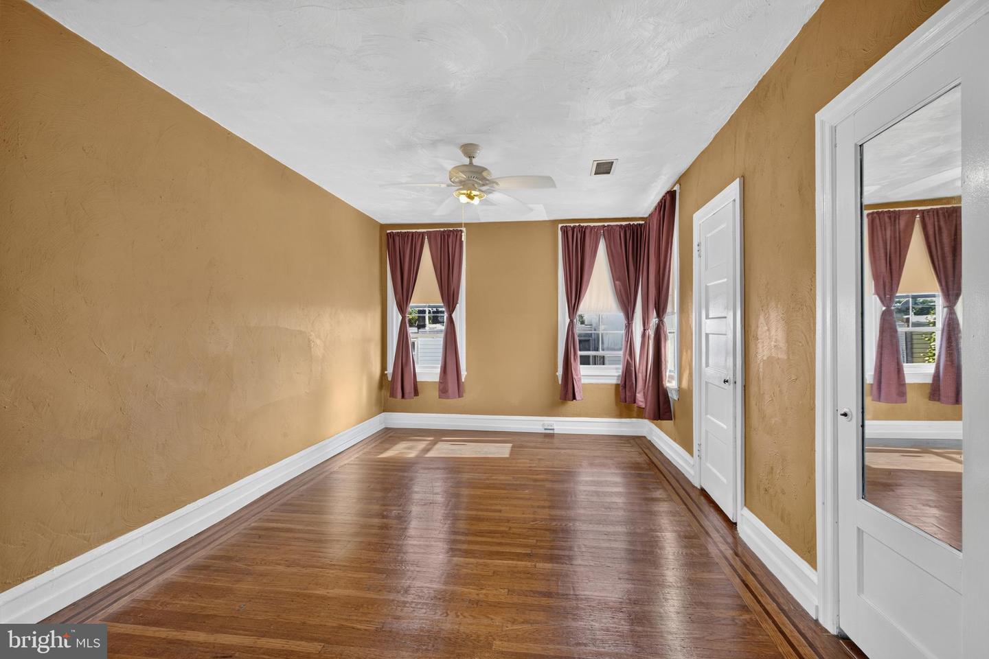 6016 Cobbs Creek Pkwy Property Photo 25