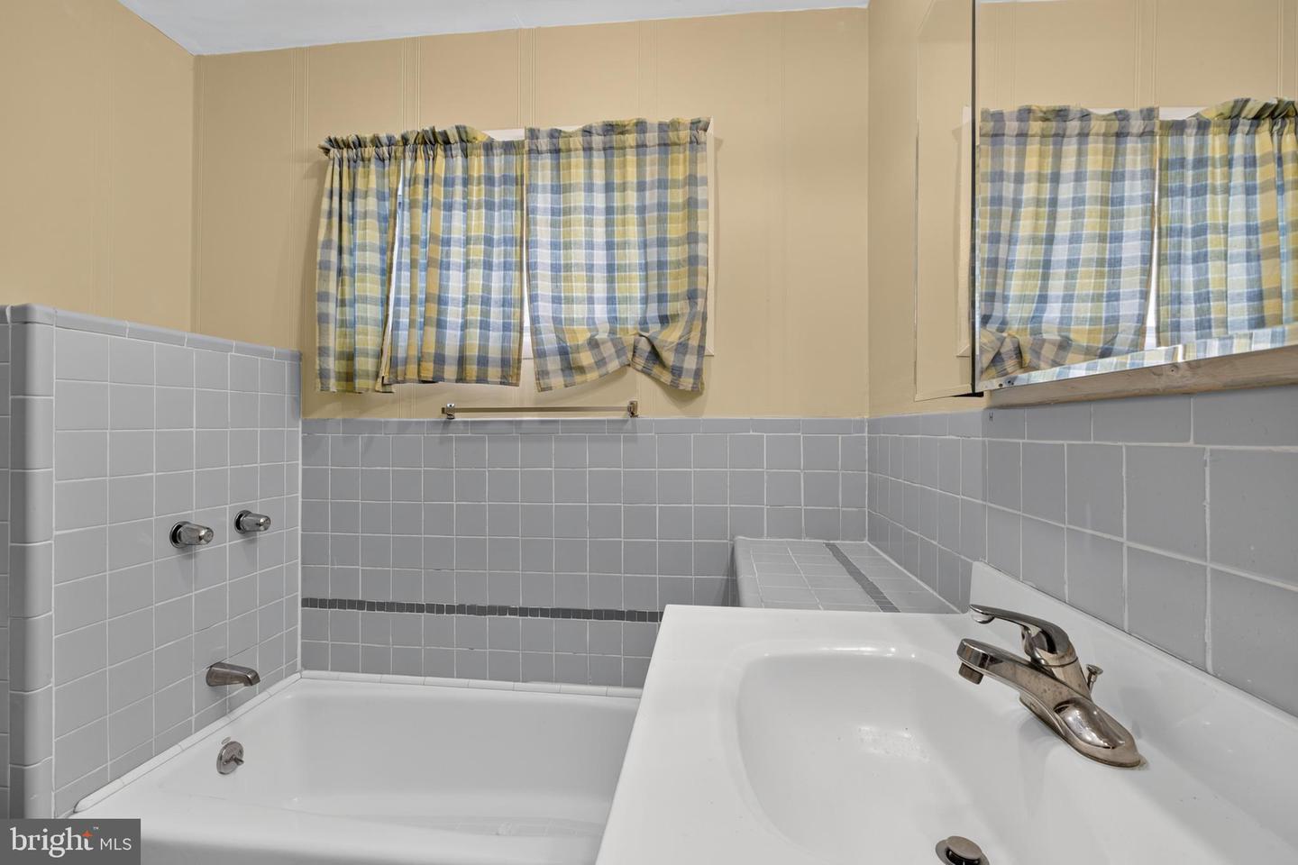 6016 Cobbs Creek Pkwy Property Photo 33