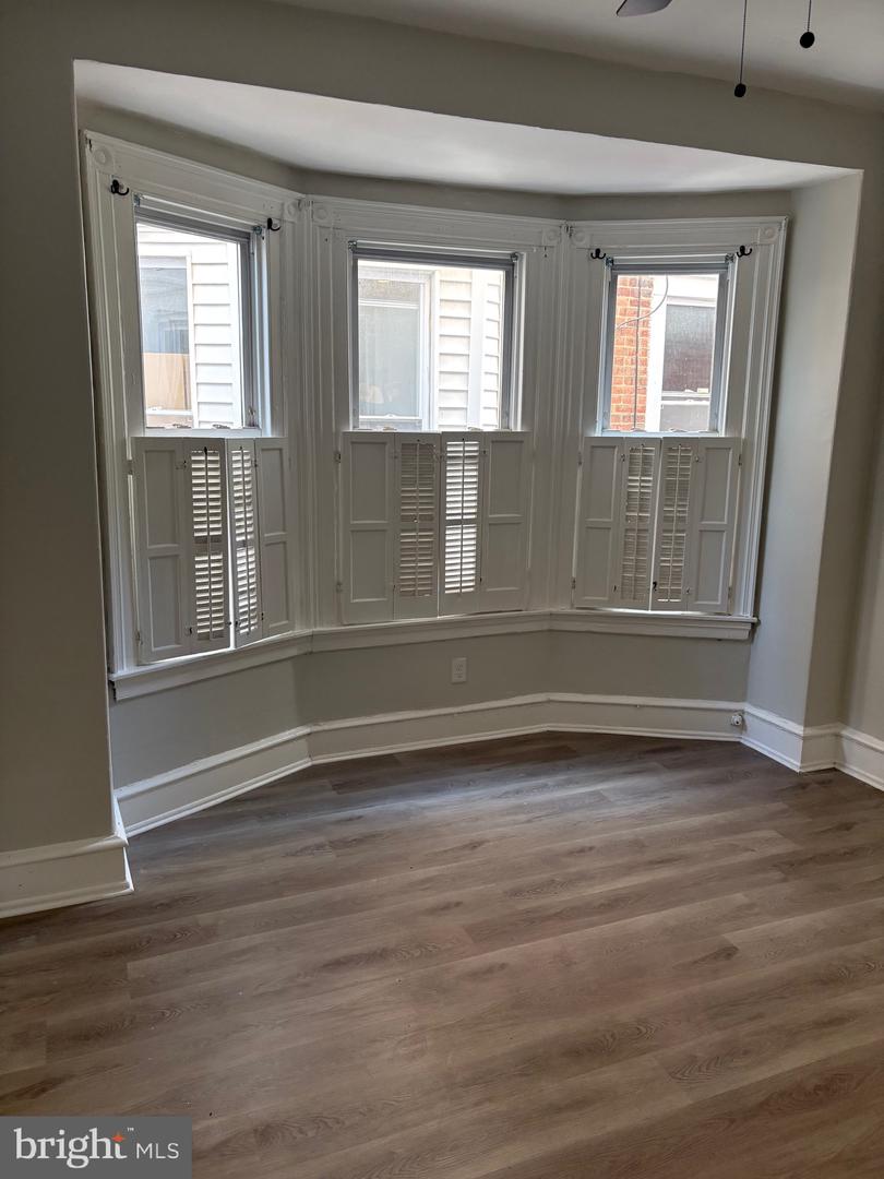 331 E High St Property Photo 6