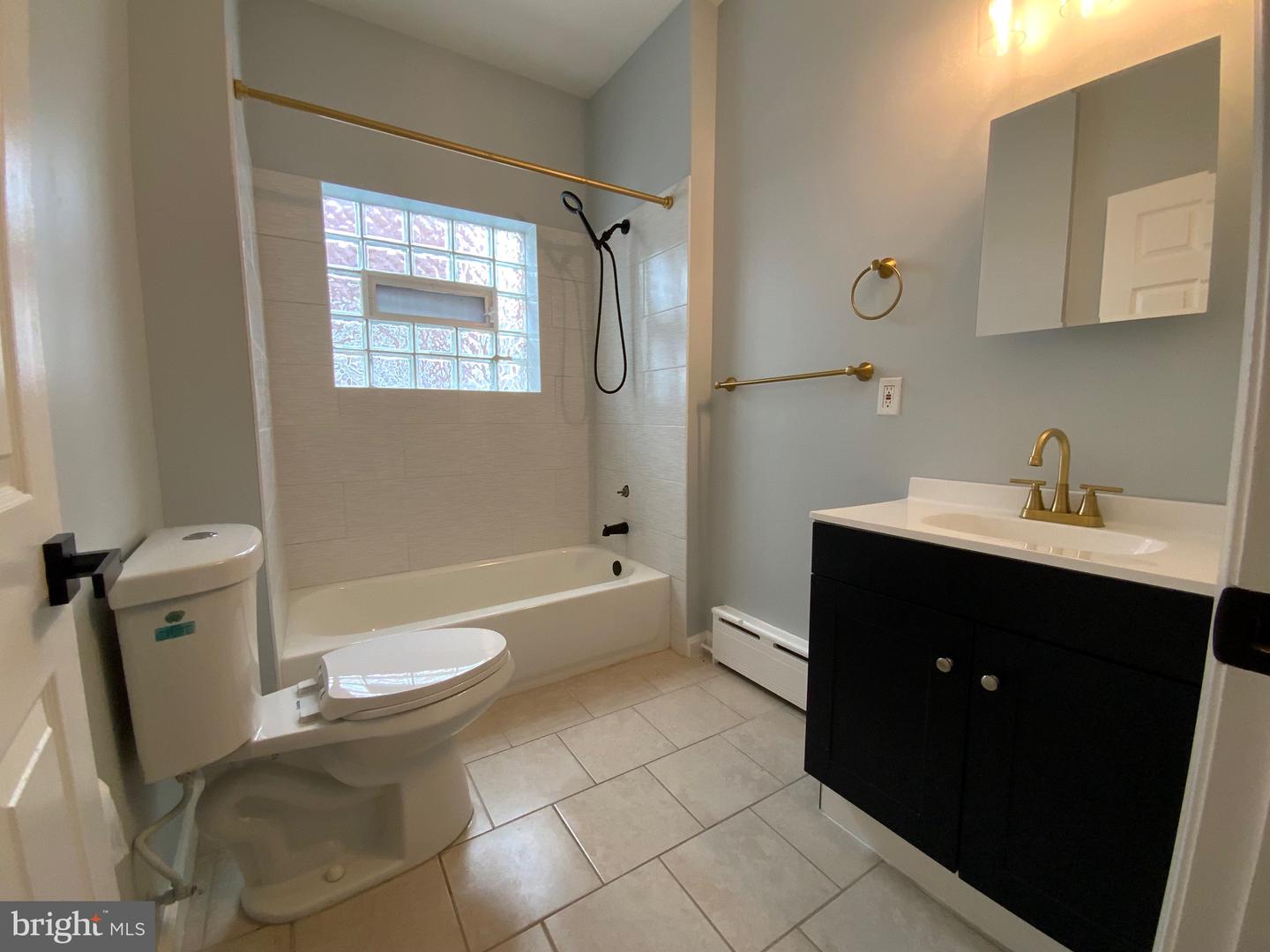 1024 S 60th St Property Photo 19