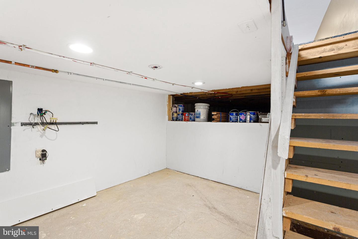 211 Mercer St Property Photo 29