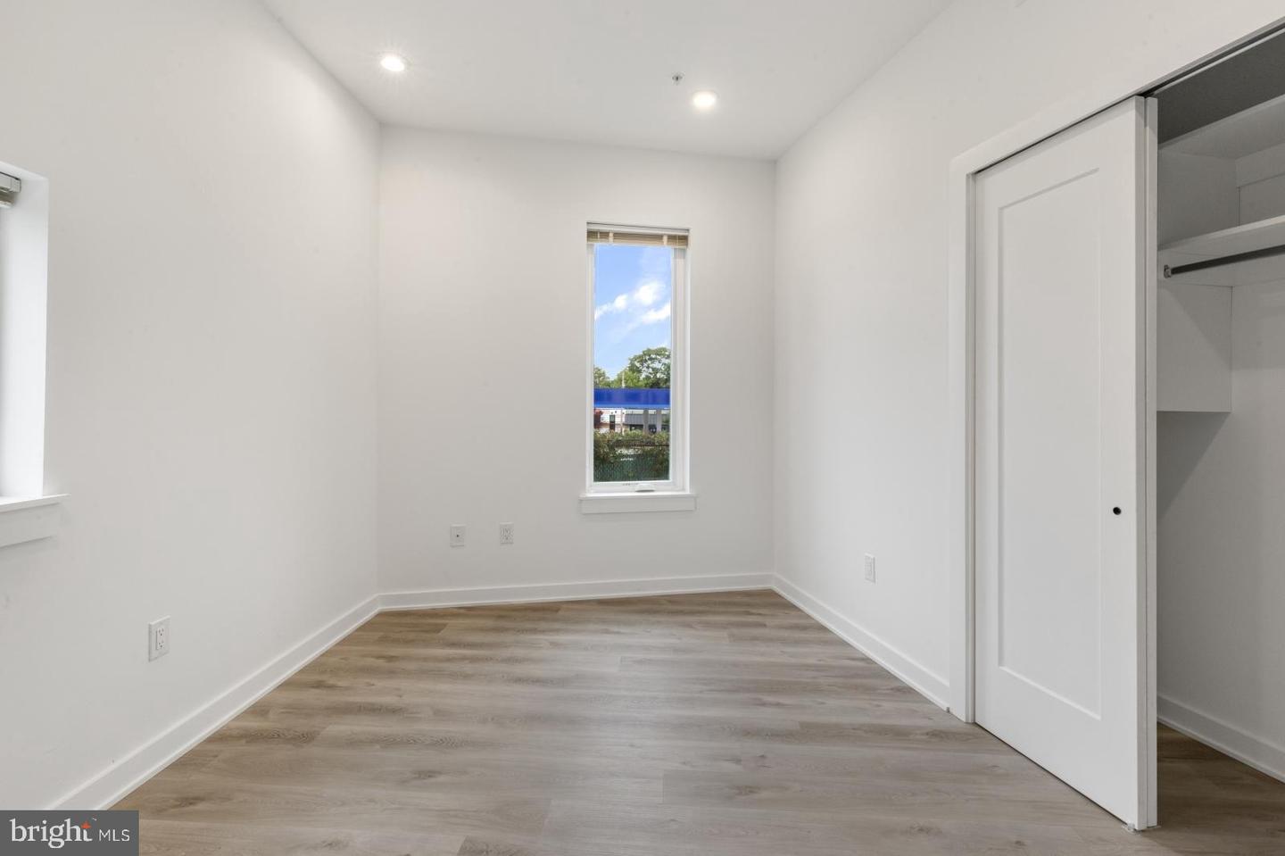 2046 E Lehigh Ave #3d Property Photo 20