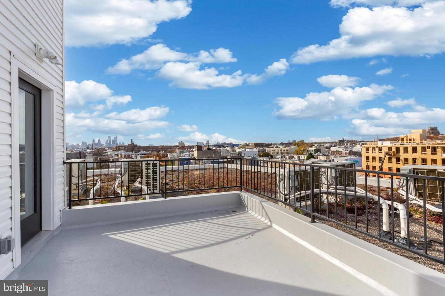 2046 E Lehigh Ave #3d Property Photo 26