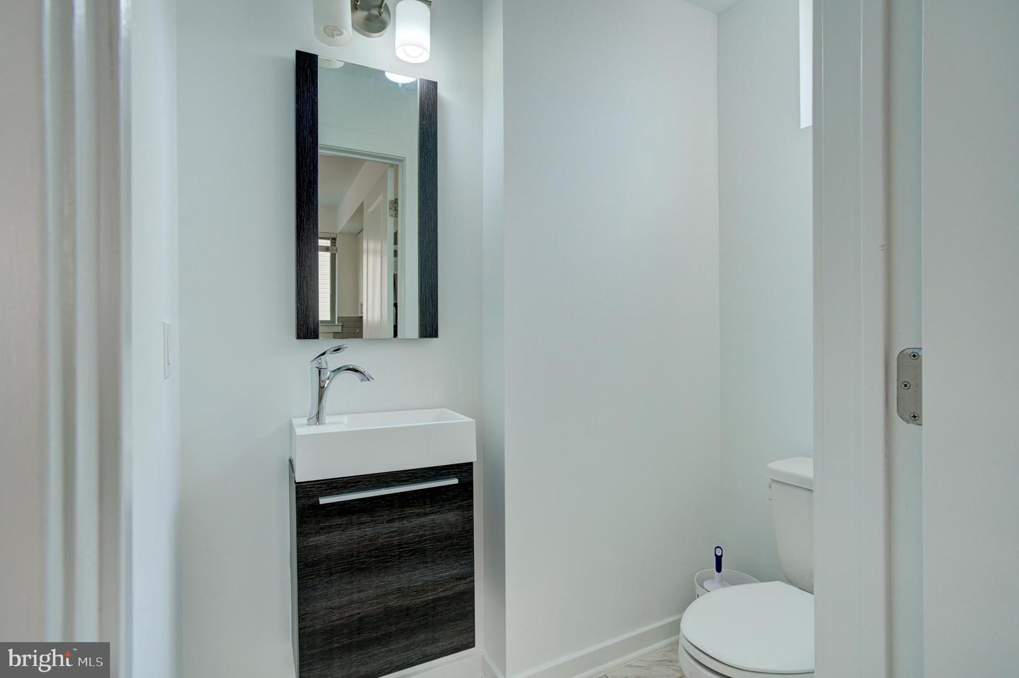 2104 Kensington Walk Property Photo 8